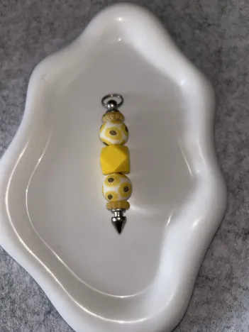 Porte-clés Perles Jaunes