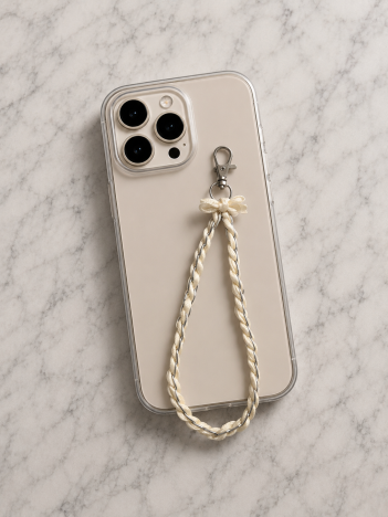 Dragonne Blanc Crème - mise en situation sur iPhone