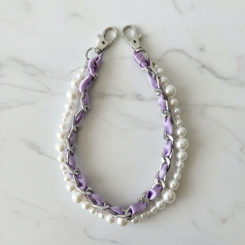 Anse de sac perles nacrées ruban lilas - fond marbré vue 2
