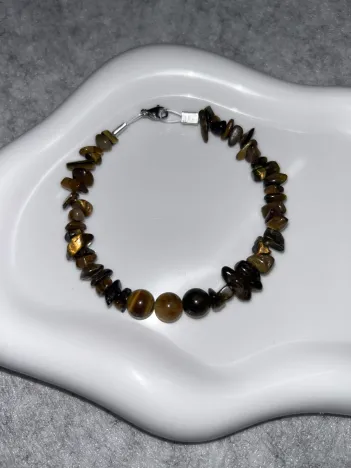 Bracelet Chips Œil de Tigre Fil Rigide