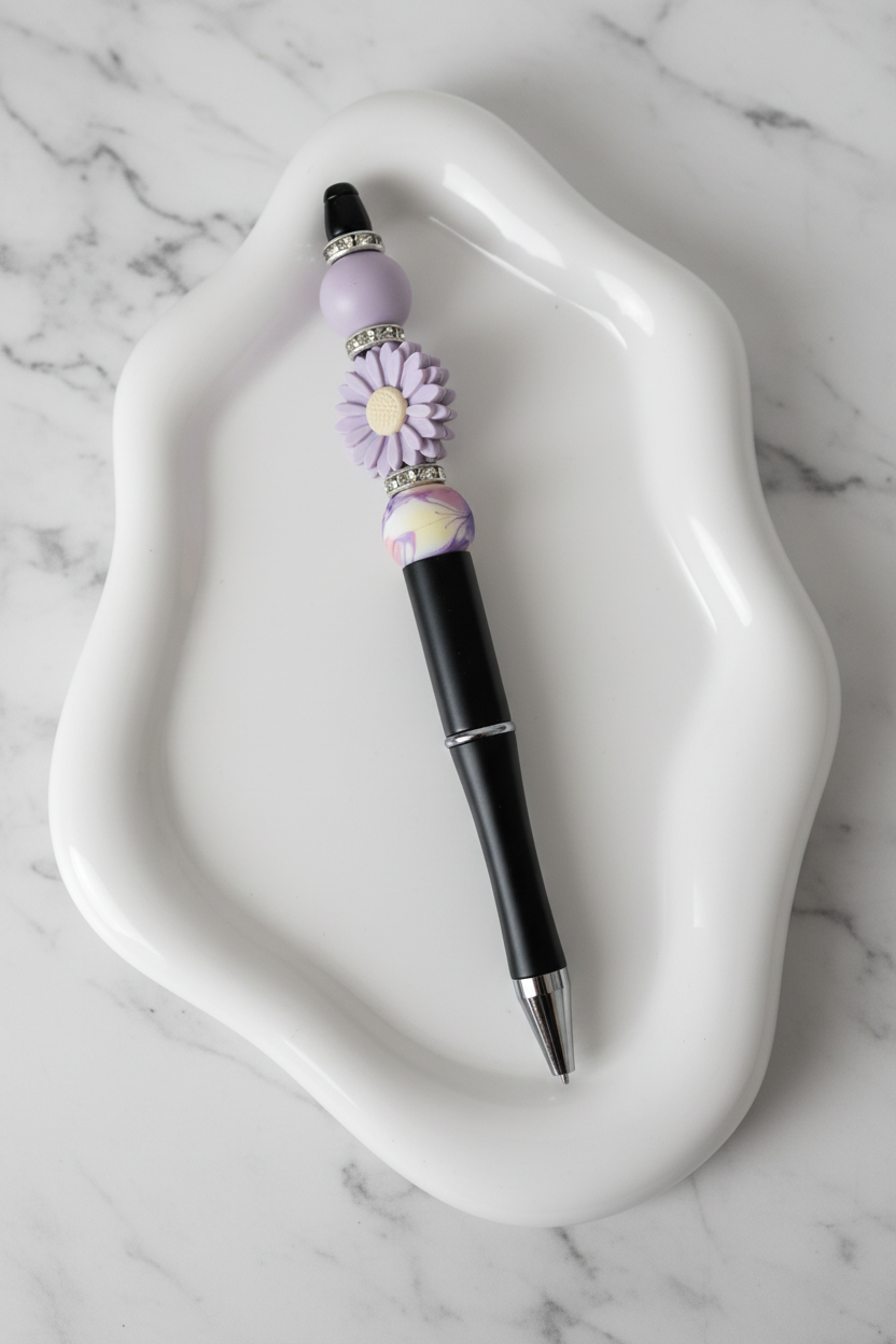Stylo Personnalisé Marguerite Violette fond marbré